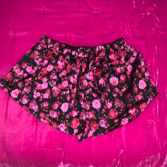 Love and Lemons Lola short XS - Picture 5 of 7